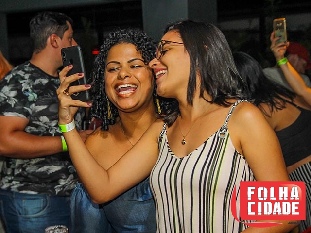2411_turma_do_samba_no_bar_seu_jorge_775.jpg