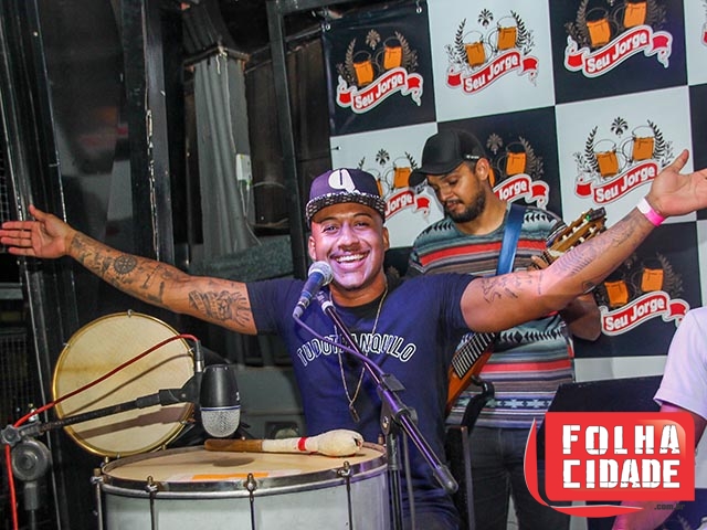 2411_turma_do_samba_no_bar_seu_jorge_7797.jpg