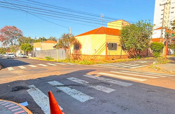 Cruzamento_Centro_-_Ind_4369.png