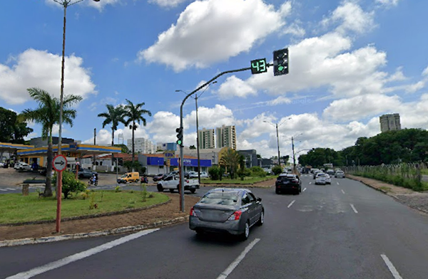 Pedestres_e_motoristas_reclamam_de_retirada_de_temporizadores_de_semyAforos.png