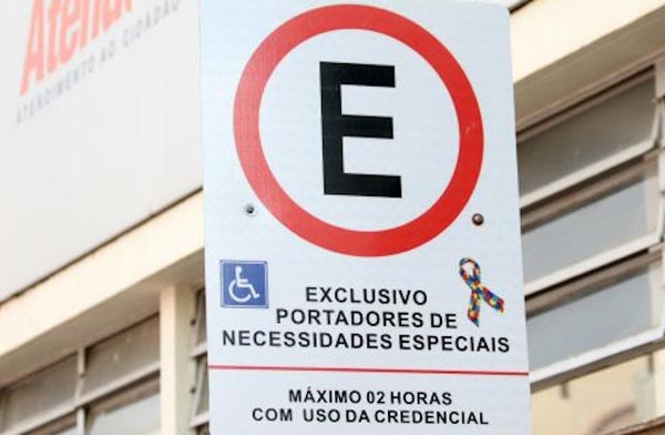 Placa_TEA_-_FOTO_Prefeitura_de_Itapetininga.jpg