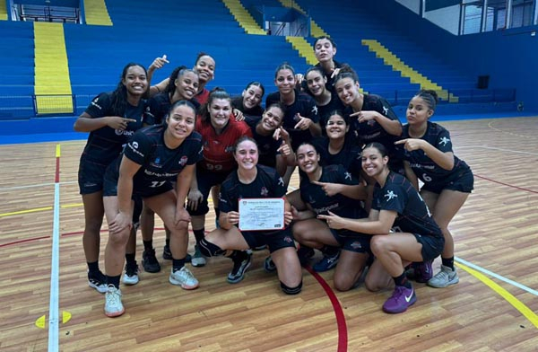 Handebol bate o Santos e avança no Paulista Feminino Júnior